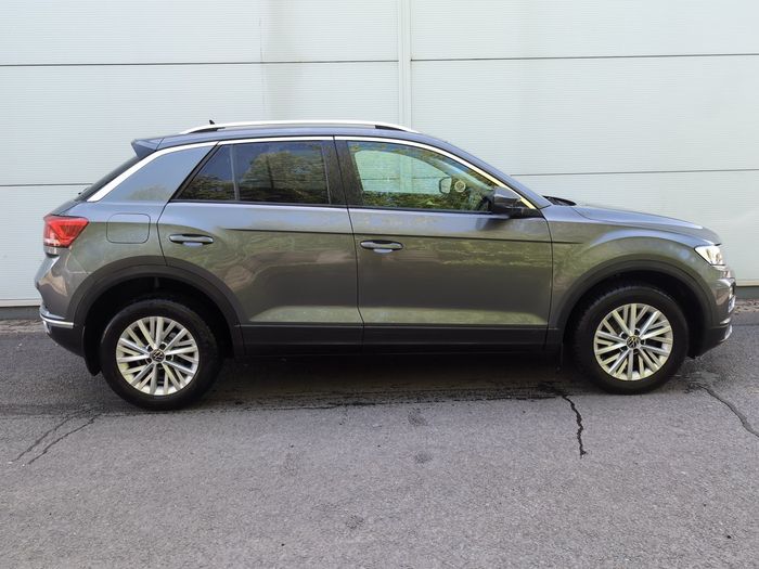 Volkswagen T-Roc 2021