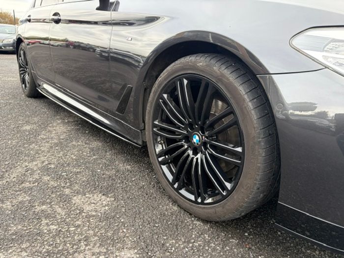 BMW 5 Series 2021
