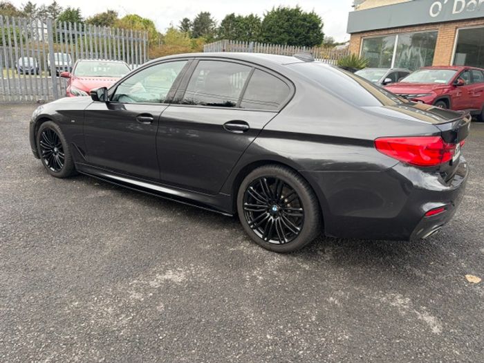 BMW 5 Series 2021