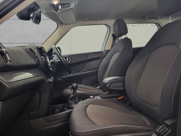 MINI COUNTRYMAN 2017