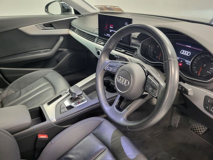 Audi A4 2021