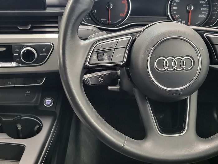 Audi A4 2021