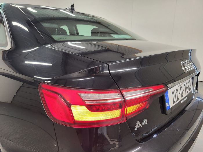 Audi A4 2021
