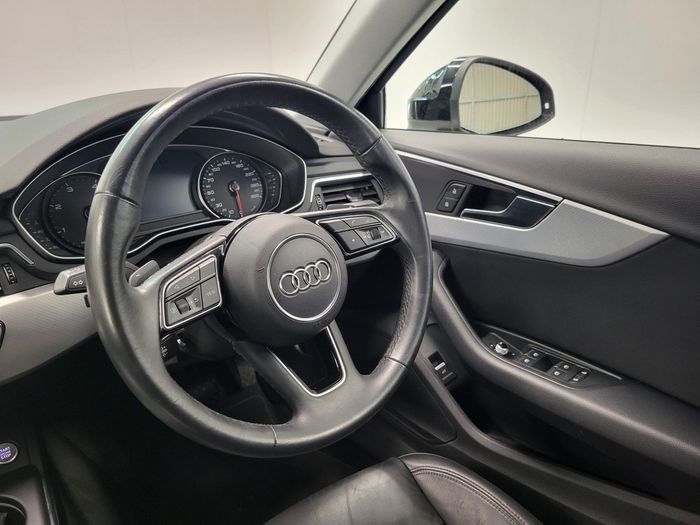 Audi A4 2021
