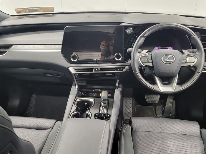 Lexus RX 2025