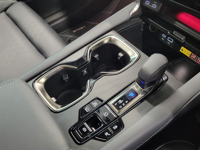 Lexus RX 2025