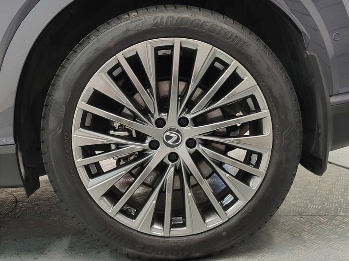 Lexus RX 2025
