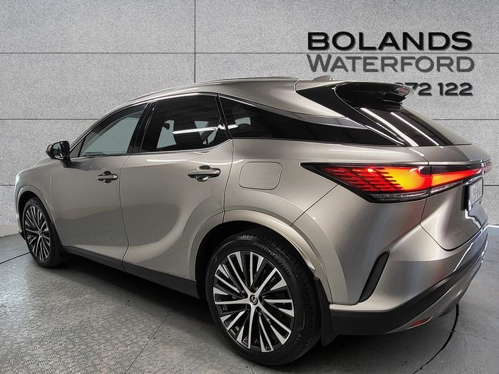 Lexus RX 2025