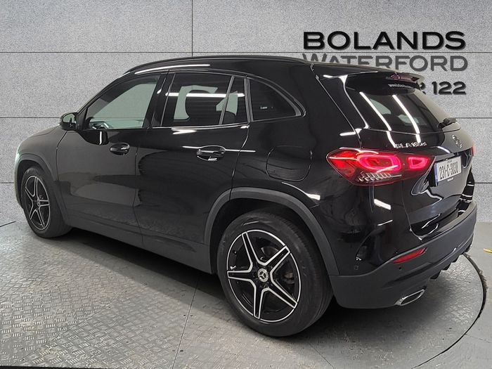 Mercedes-Benz GLA 2023