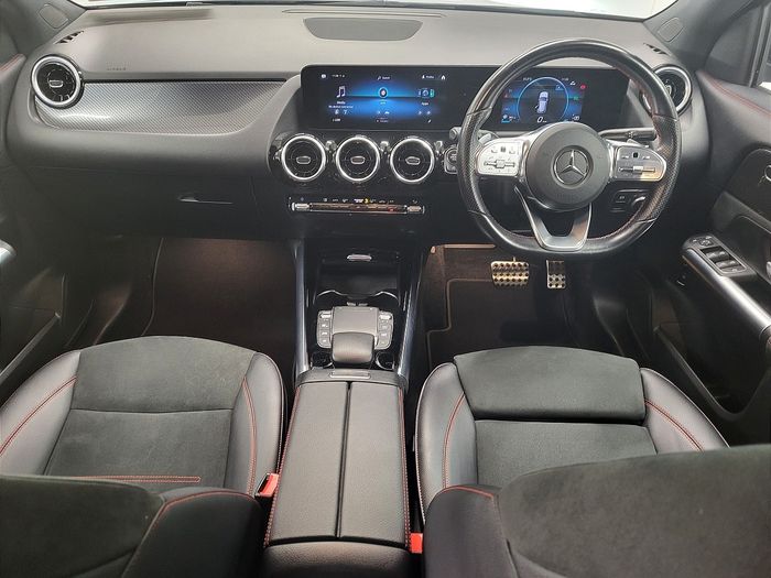 Mercedes-Benz GLA 2023