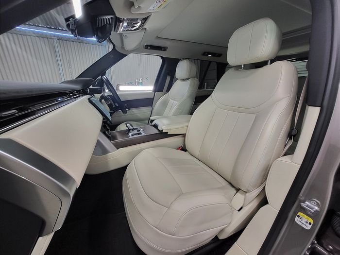 Land Rover Range Rover 2023