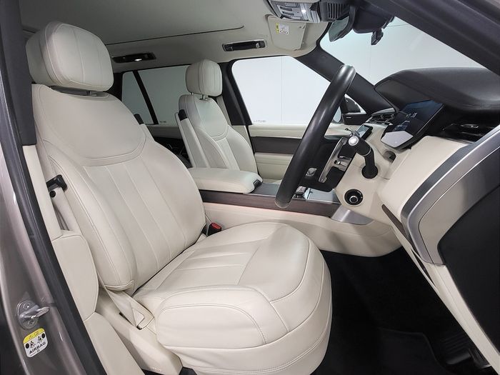 Land Rover Range Rover 2023