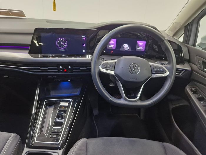 Volkswagen Golf 2024