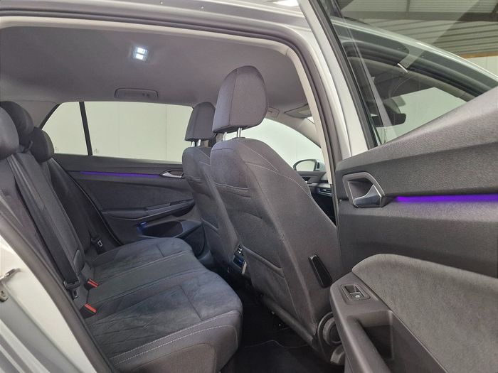 Volkswagen Golf 2024