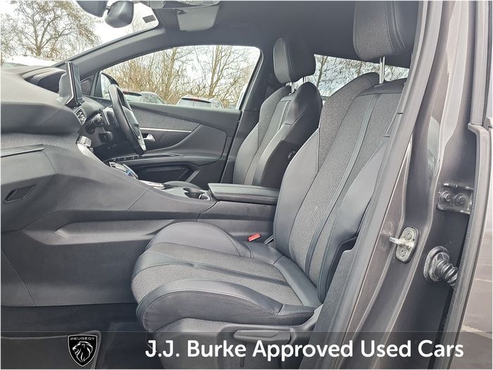 Peugeot 5008 2023