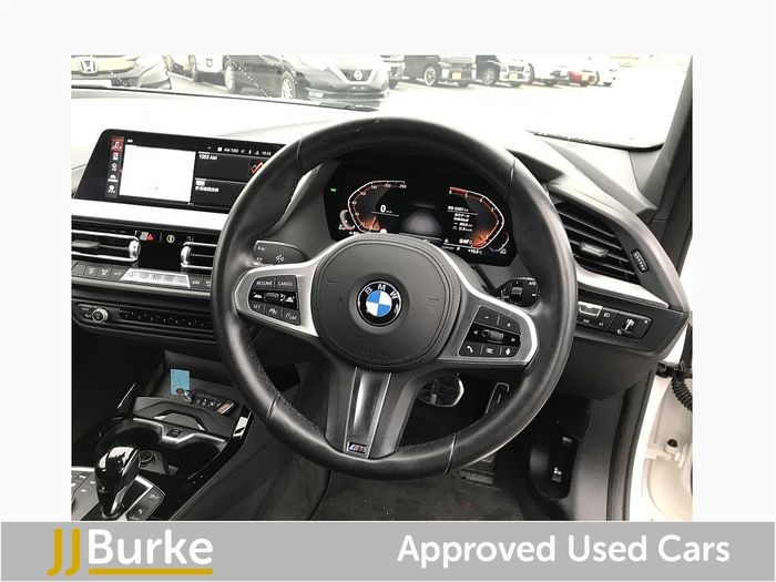 BMW 1 Series 2023