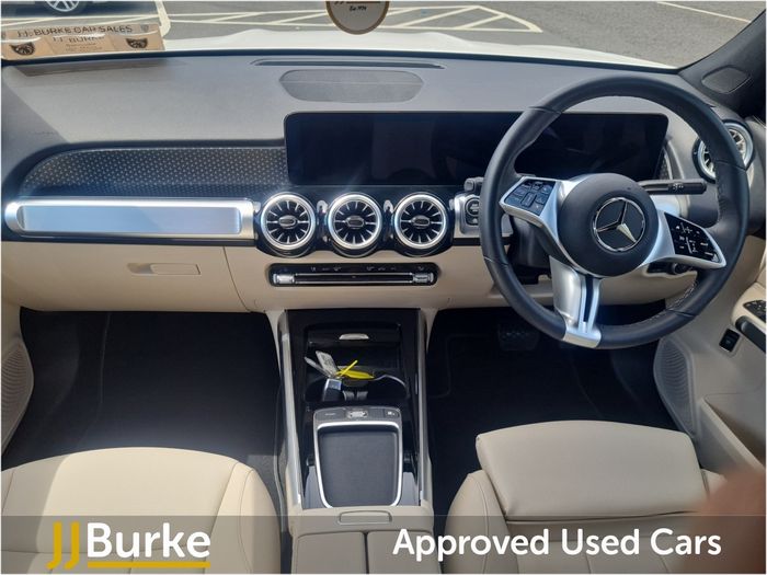 Mercedes-Benz GLB 2024