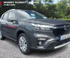Suzuki S-CROSS 2023