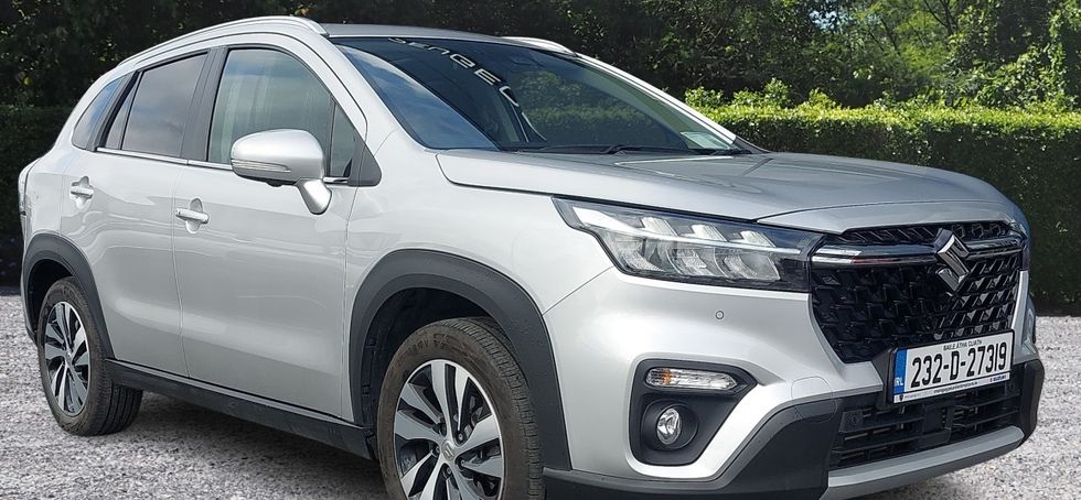 Suzuki S-CROSS 2023