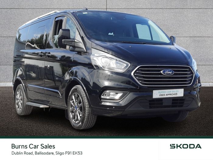 Ford Tourneo Custom 2023
