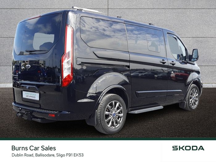 Ford Tourneo Custom 2023