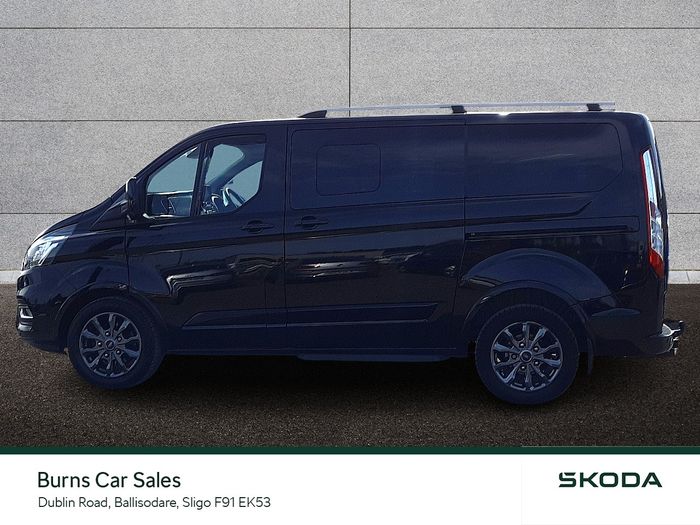 Ford Tourneo Custom 2023