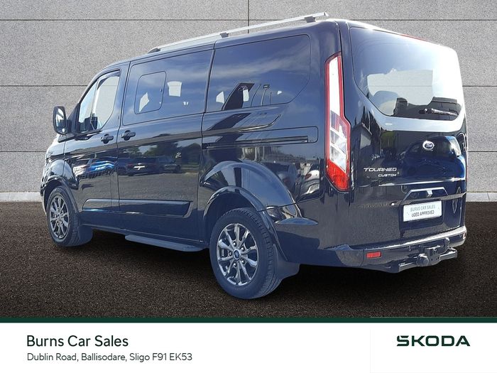 Ford Tourneo Custom 2023
