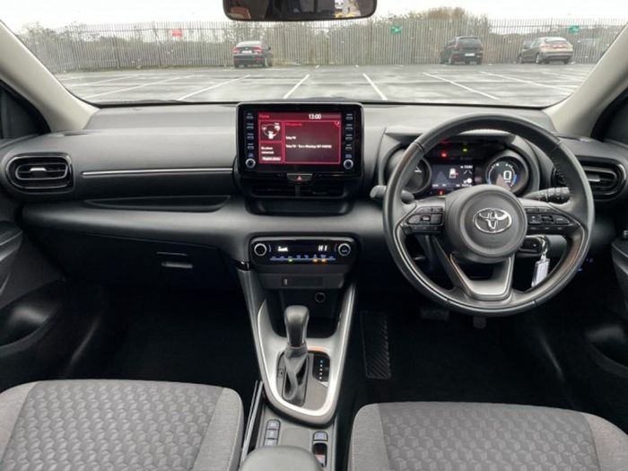 Toyota Yaris 2023