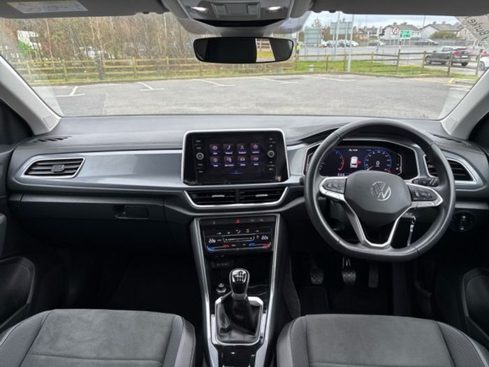 Volkswagen T-Roc 2024