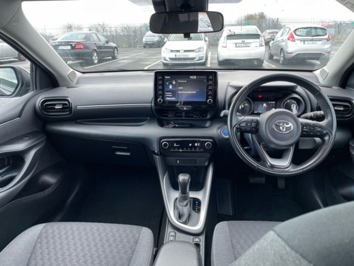 Toyota Yaris 2023