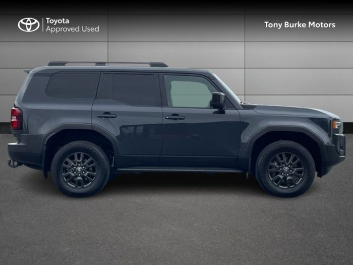 Toyota Landcruiser 2025