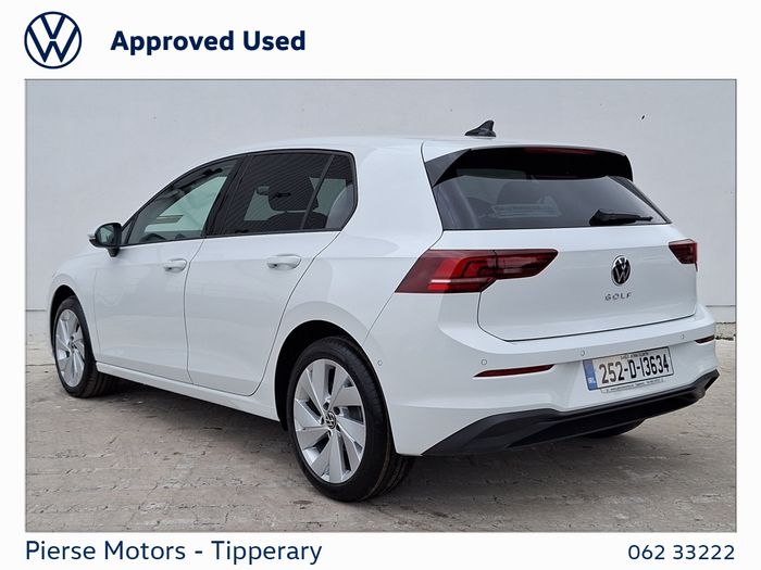 Volkswagen Golf 2025
