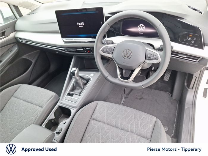 Volkswagen Golf 2025