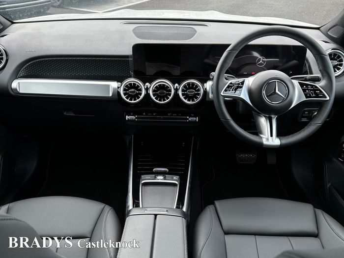Mercedes-Benz GLB- Class 2025