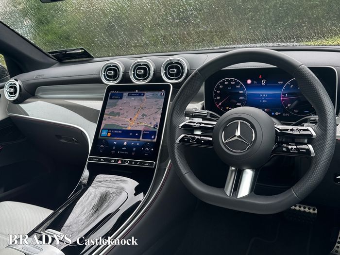 Mercedes-Benz GLC-Class 2025
