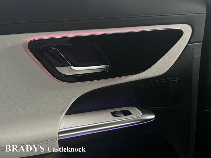 Mercedes-Benz GLC-Class 2025