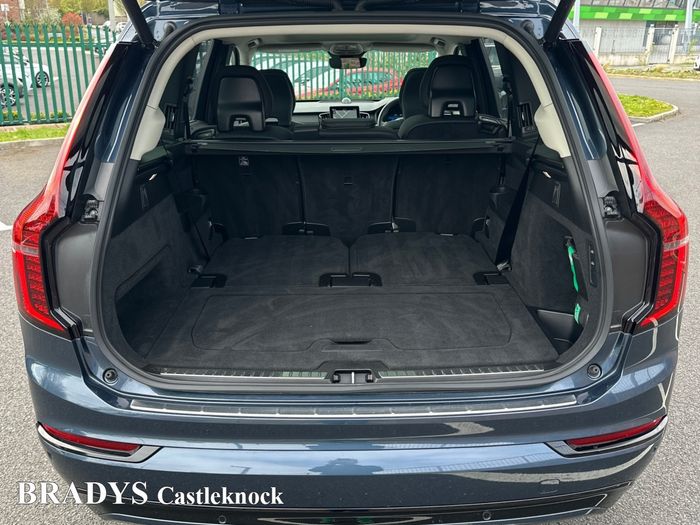 Volvo XC90 2025