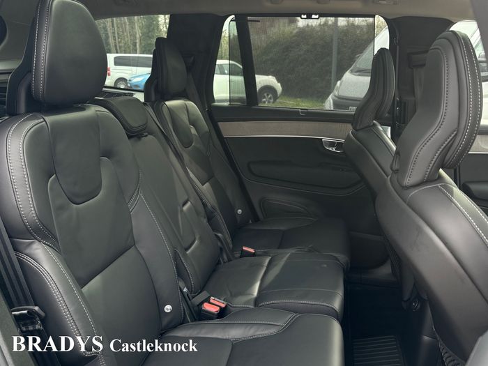 Volvo XC90 2025