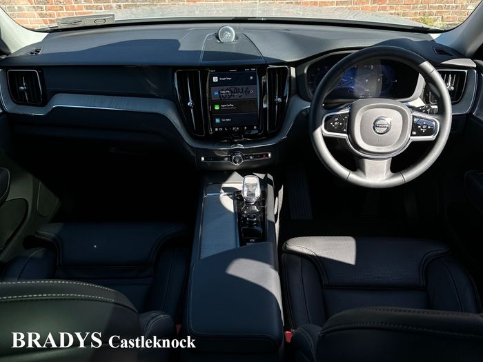 Volvo XC60 2025