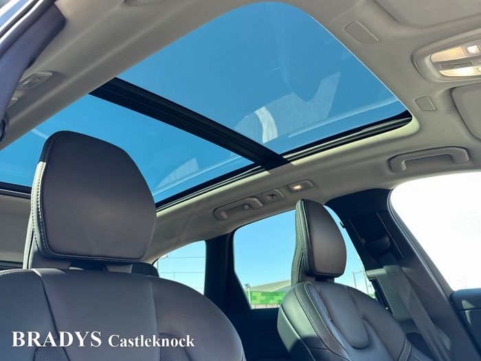 Volvo XC60 2025