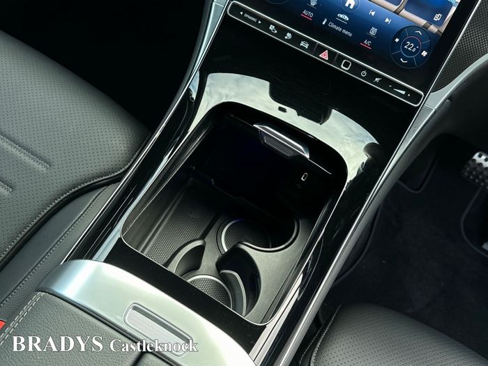 Mercedes-Benz GLC-Class 2025