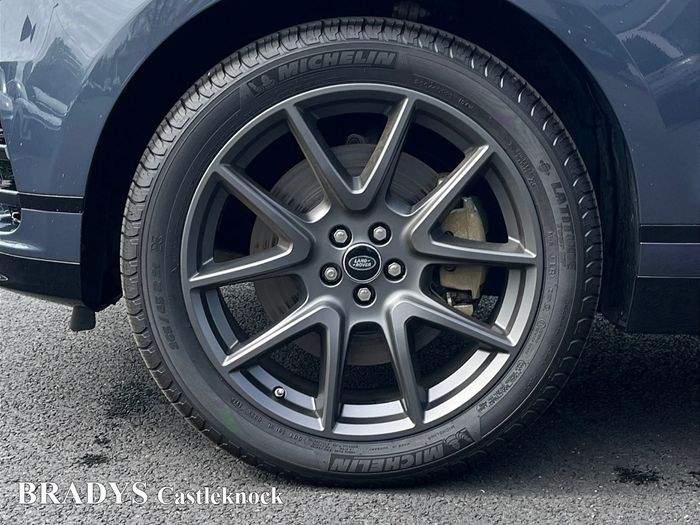 Land Rover Range Rover Velar 2025