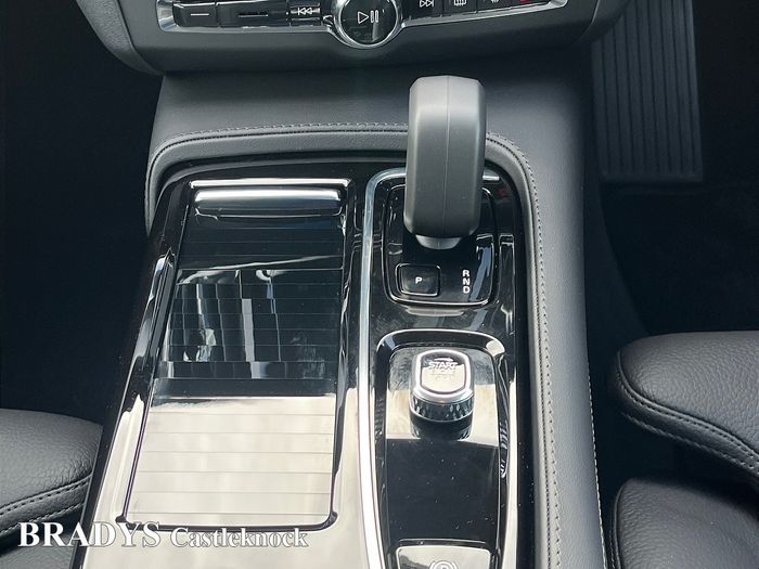 Volvo V90 2026