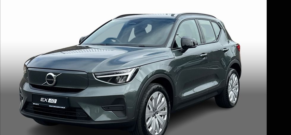 Volvo EX40 2026