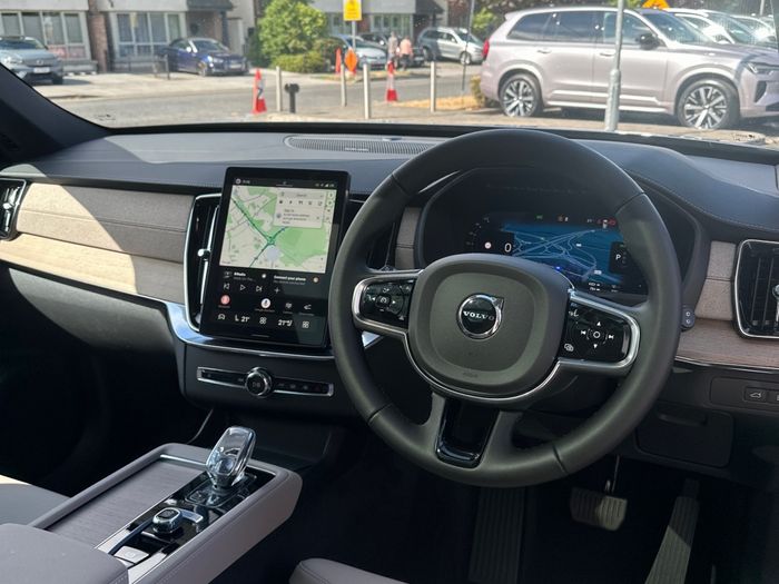 Volvo XC90 2026