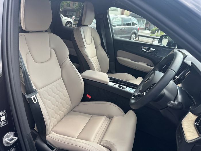 Volvo XC60 2026