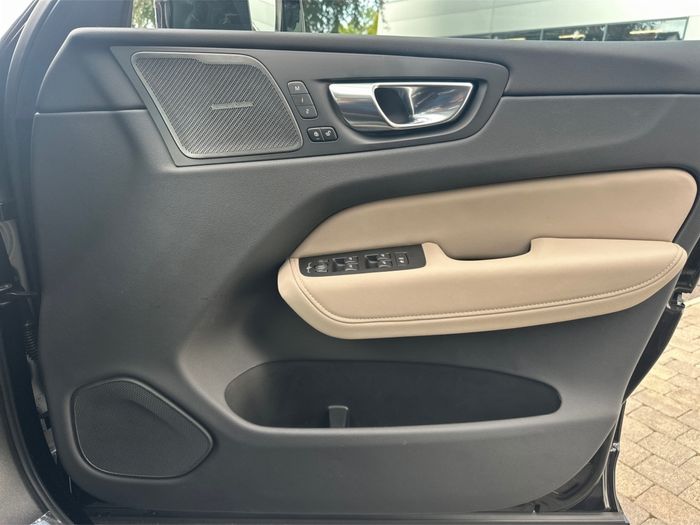 Volvo XC60 2026