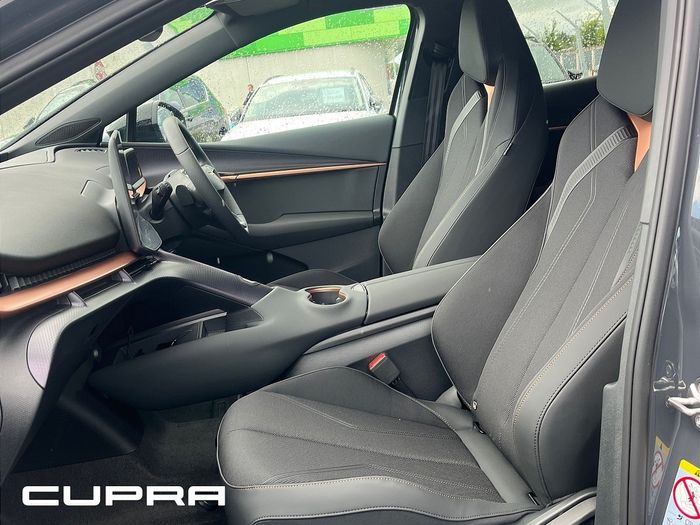 Cupra Tavascan 2026