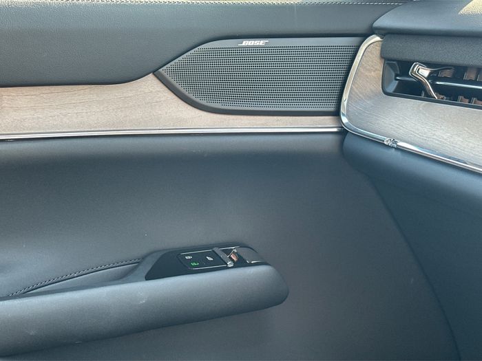 Volvo EX90 2026
