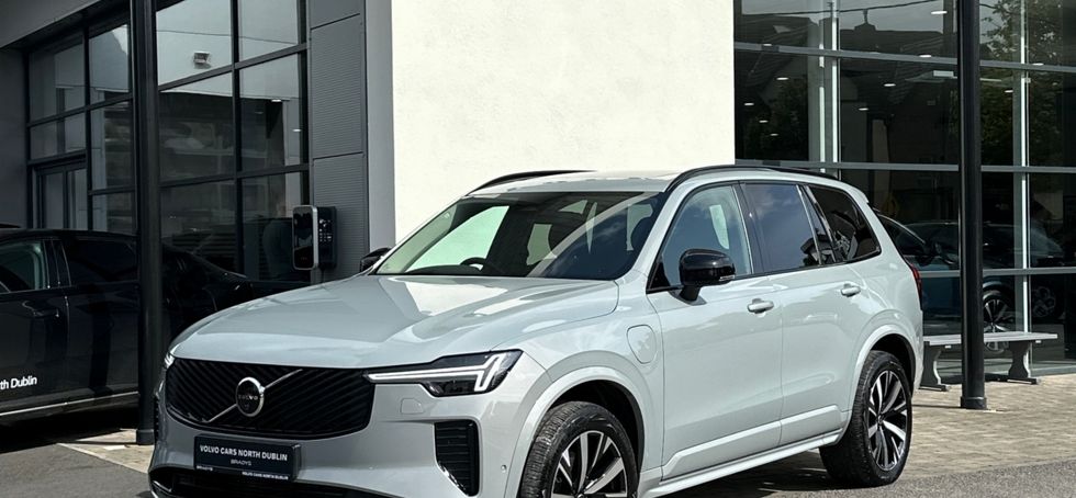 Volvo XC90 2025